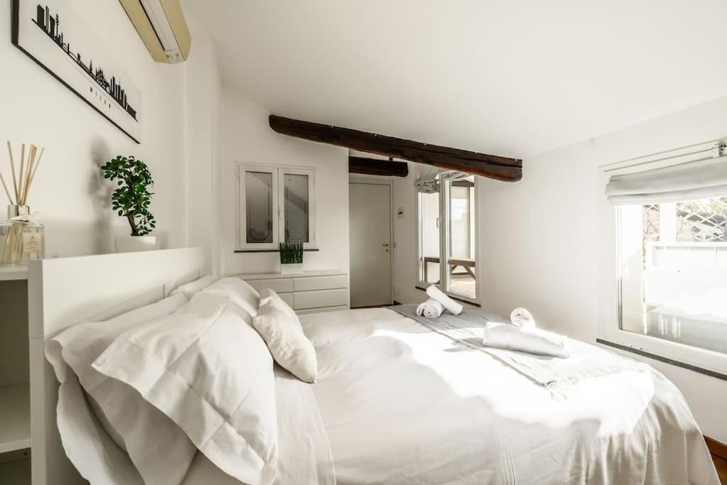 Ferienwohnung Buenos Aires' Nest - 10 Minutes From Duomo With Terrace Mailand Exterior foto