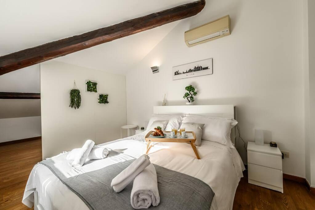 Ferienwohnung Buenos Aires' Nest - 10 Minutes From Duomo With Terrace Mailand Exterior foto