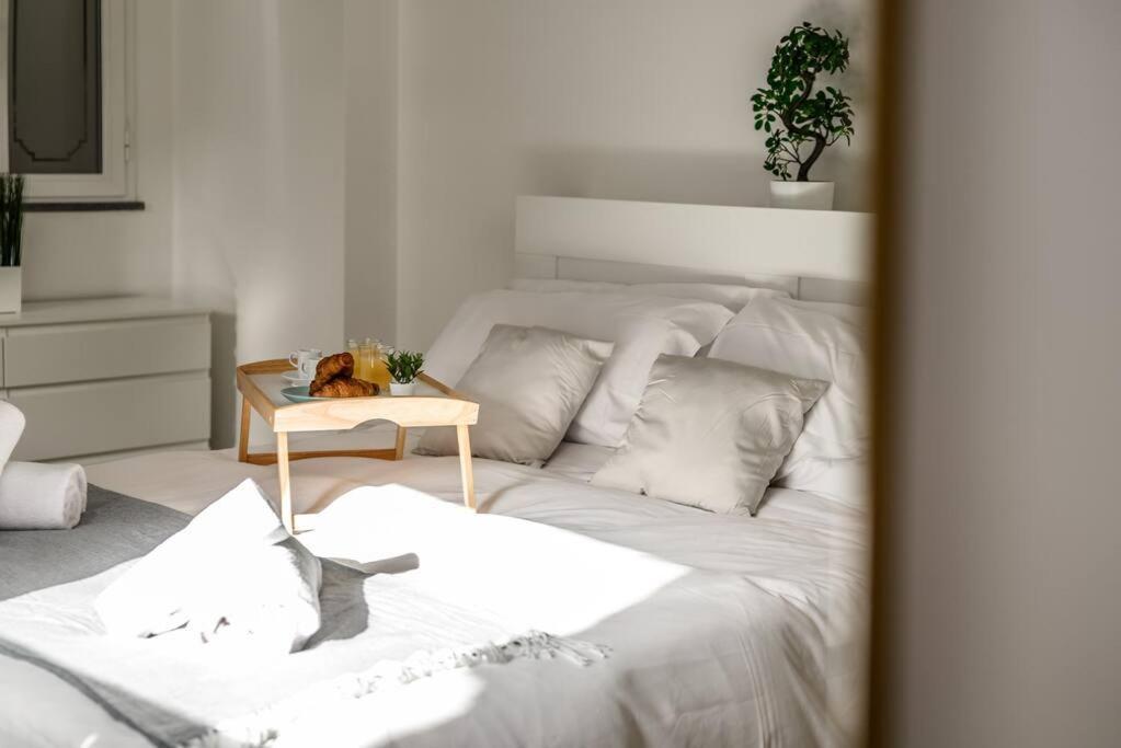 Ferienwohnung Buenos Aires' Nest - 10 Minutes From Duomo With Terrace Mailand Exterior foto