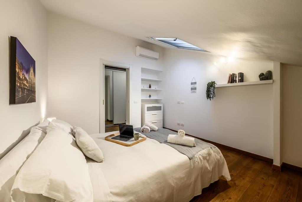 Ferienwohnung Buenos Aires' Nest - 10 Minutes From Duomo With Terrace Mailand Exterior foto