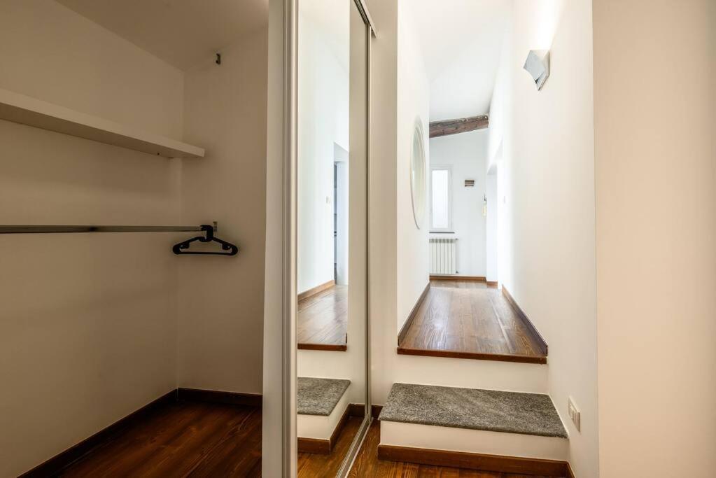 Ferienwohnung Buenos Aires' Nest - 10 Minutes From Duomo With Terrace Mailand Exterior foto