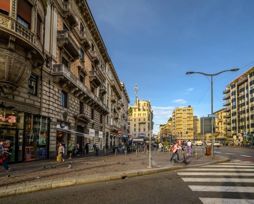 Ferienwohnung Buenos Aires' Nest - 10 Minutes From Duomo With Terrace Mailand Exterior foto