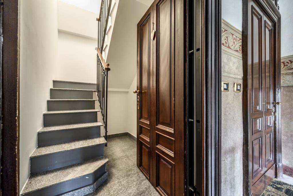 Ferienwohnung Buenos Aires' Nest - 10 Minutes From Duomo With Terrace Mailand Exterior foto