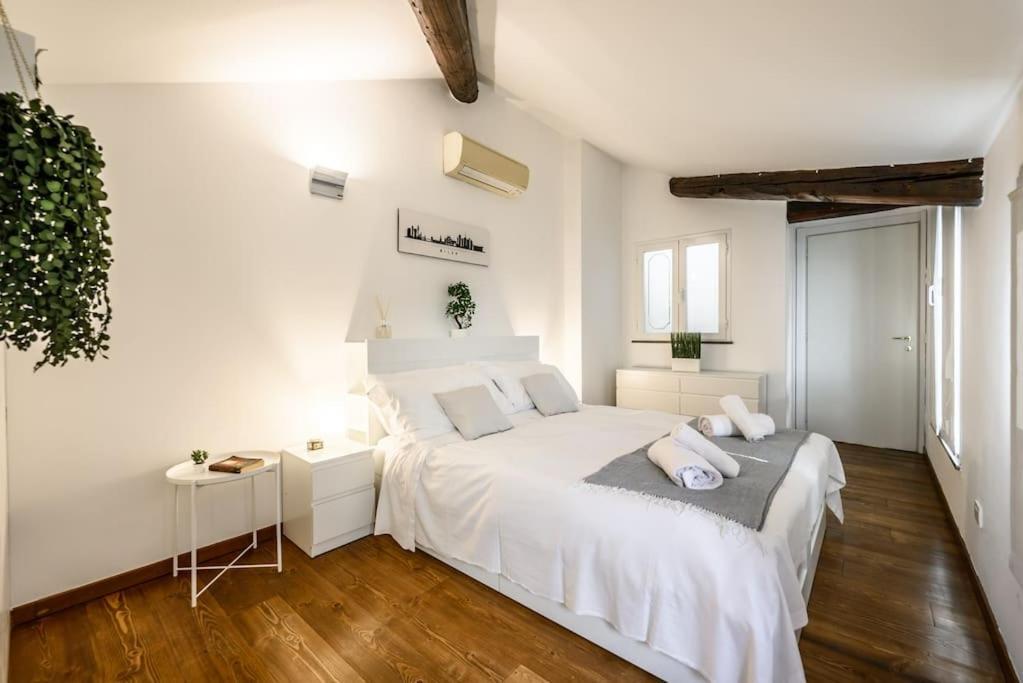 Ferienwohnung Buenos Aires' Nest - 10 Minutes From Duomo With Terrace Mailand Exterior foto