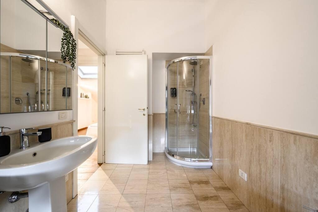 Ferienwohnung Buenos Aires' Nest - 10 Minutes From Duomo With Terrace Mailand Exterior foto