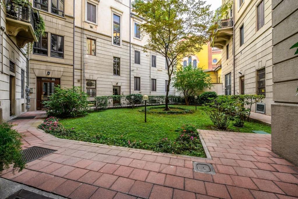 Ferienwohnung Buenos Aires' Nest - 10 Minutes From Duomo With Terrace Mailand Exterior foto