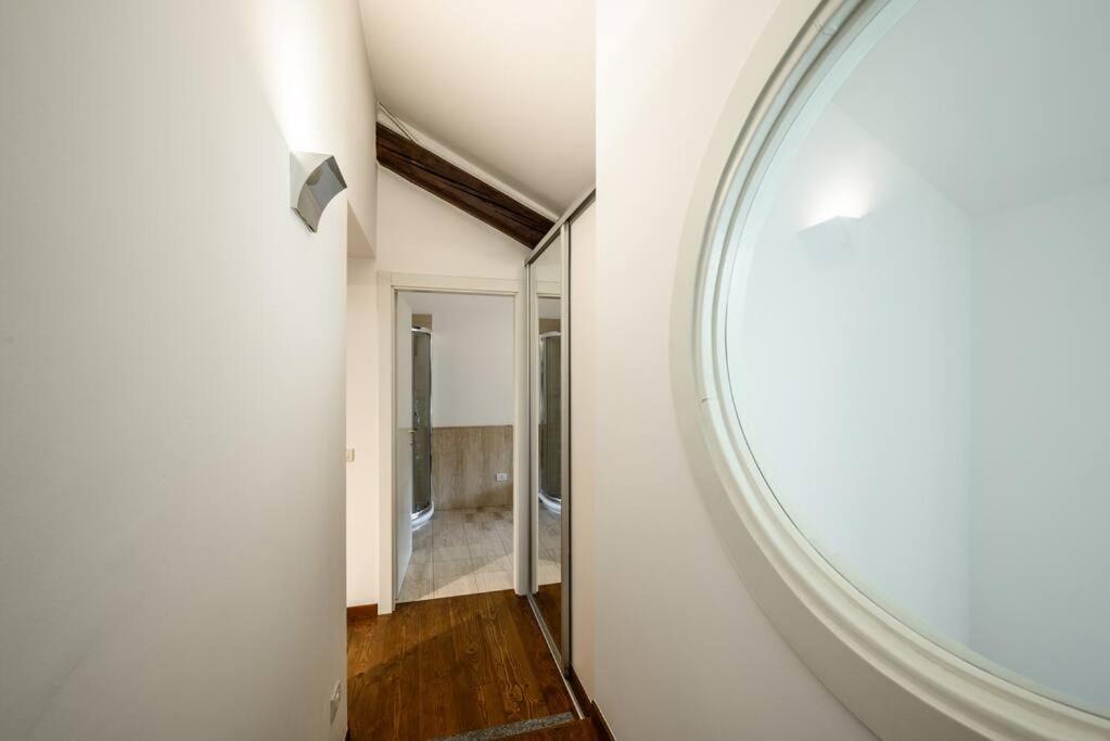 Ferienwohnung Buenos Aires' Nest - 10 Minutes From Duomo With Terrace Mailand Exterior foto