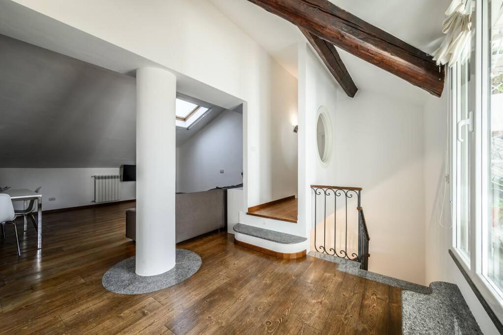 Ferienwohnung Buenos Aires' Nest - 10 Minutes From Duomo With Terrace Mailand Exterior foto