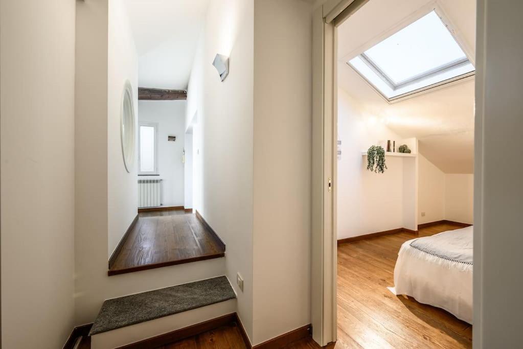 Ferienwohnung Buenos Aires' Nest - 10 Minutes From Duomo With Terrace Mailand Exterior foto